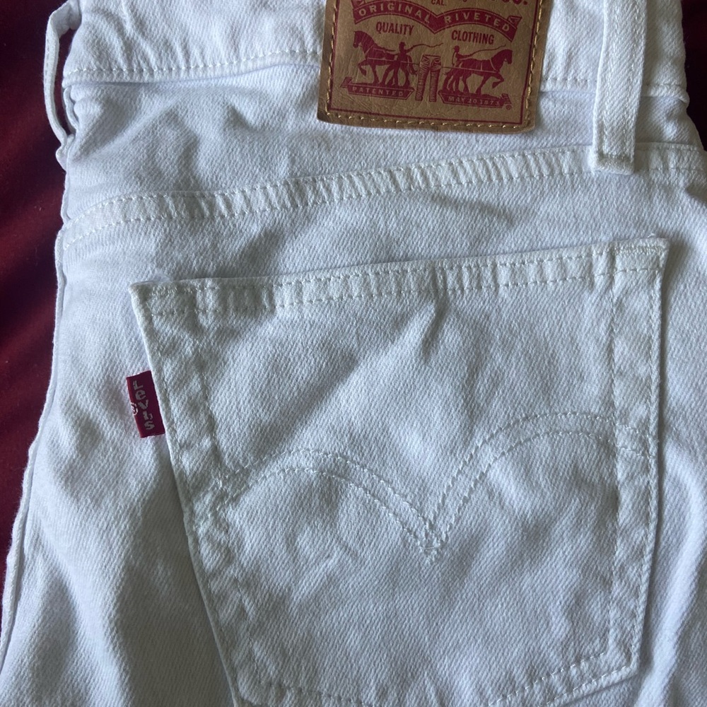 Levis jeans - Picture 3 of 4